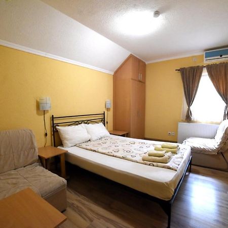 Hotel Etno Kuca Sa Konacistem Gocko Vrnjačka Banja Zewnętrze zdjęcie
