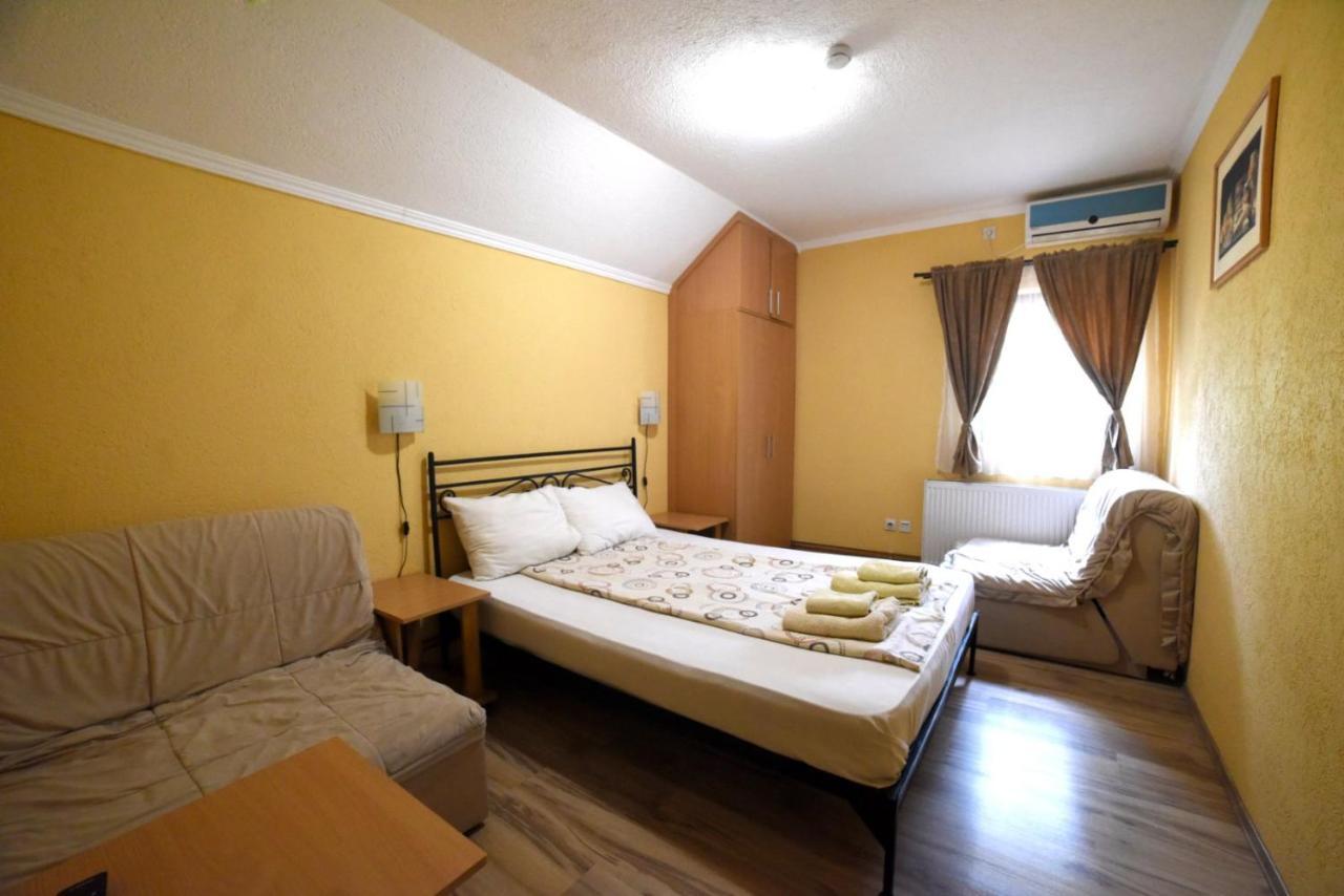 Hotel Etno Kuca Sa Konacistem Gocko Vrnjačka Banja Zewnętrze zdjęcie